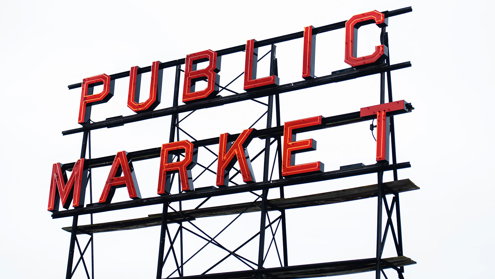 pike place market sign