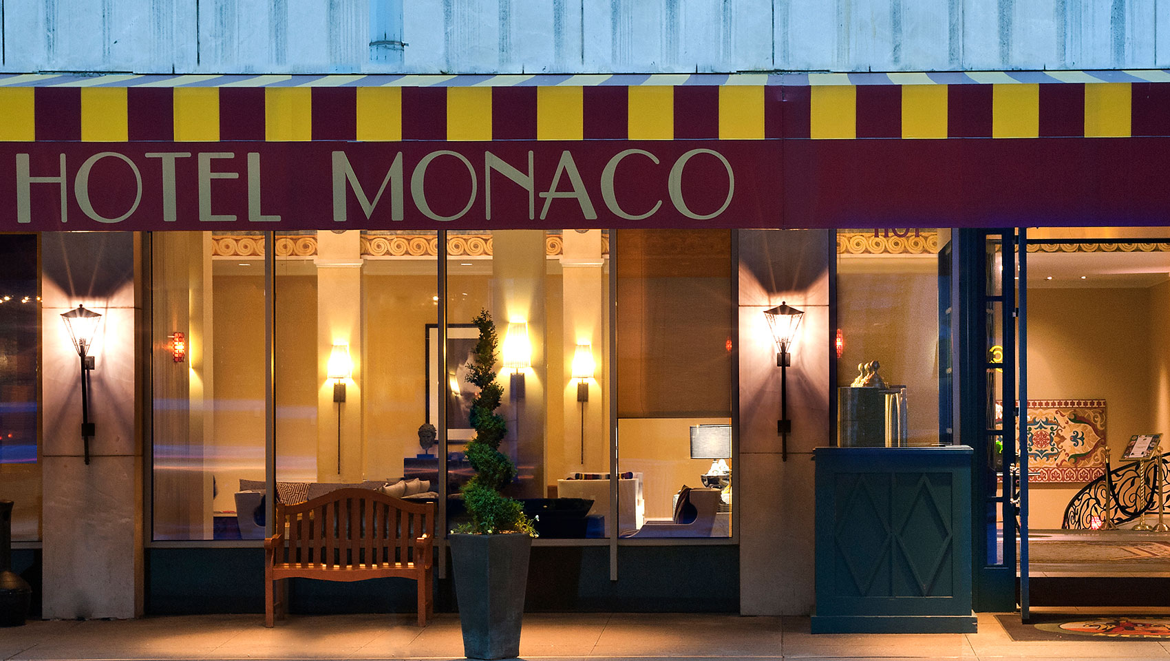 Monaco Seattle Entrance