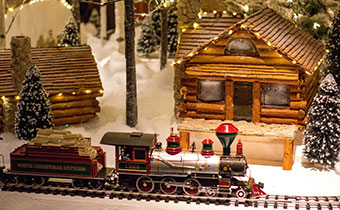 Holiday Train Set