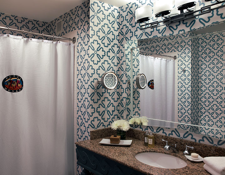 Kimpton Monaco Seattle Bathroom, Old